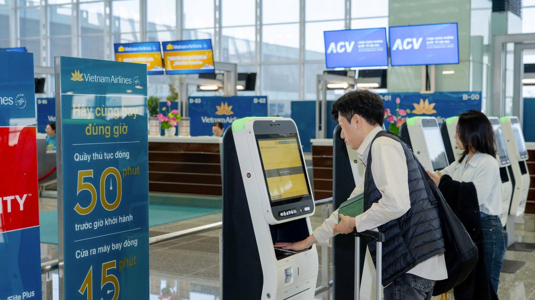 kiosk check-in ve may bay tet 2027