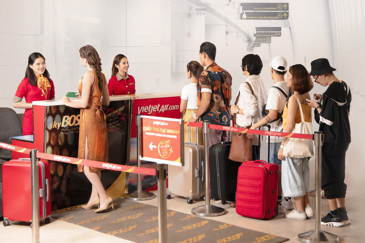Check-in Vietjet mua Vé máy bay Tết 2027 Sài Gòn Nha Trang